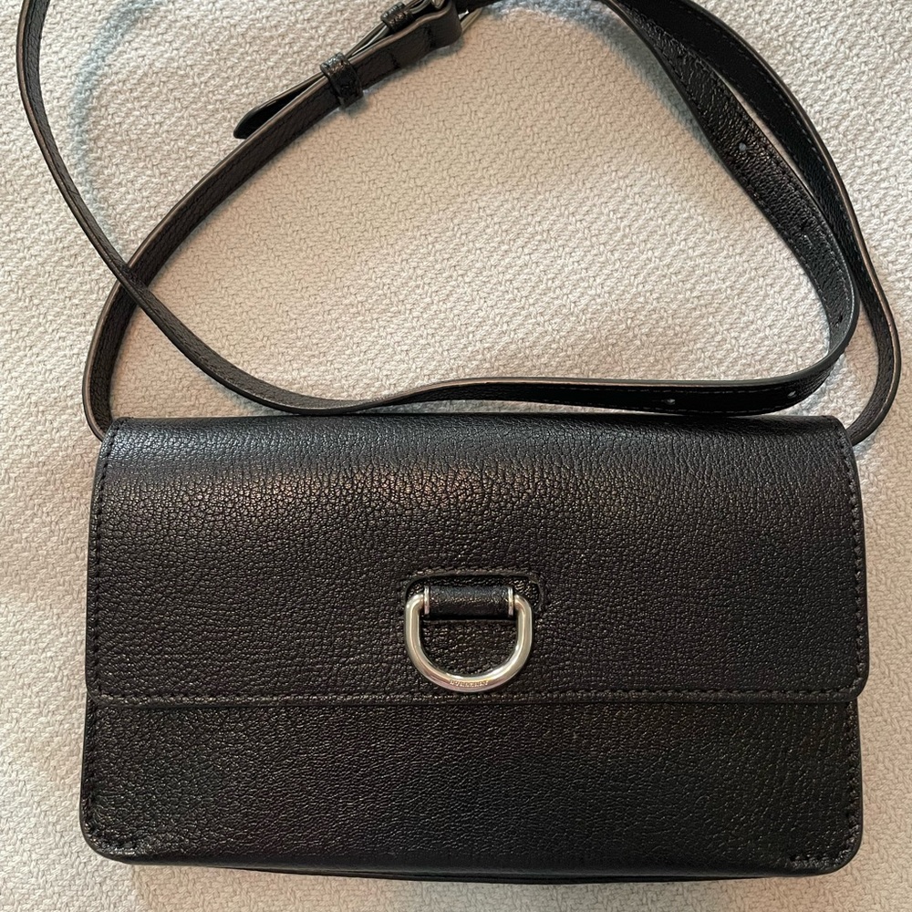 Burberry D-ring crossbody authentic